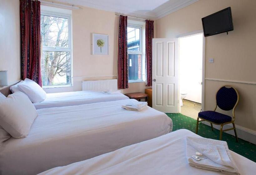 经典家庭房间, The Bournemouth Maemar