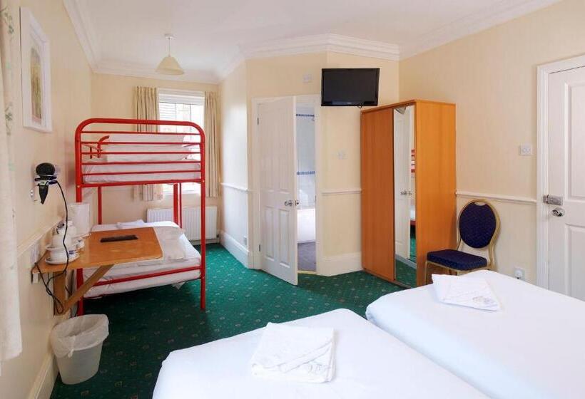 Семейный Номер Классика, The Bournemouth Maemar