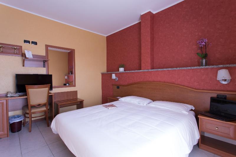 高级大房间, Vald