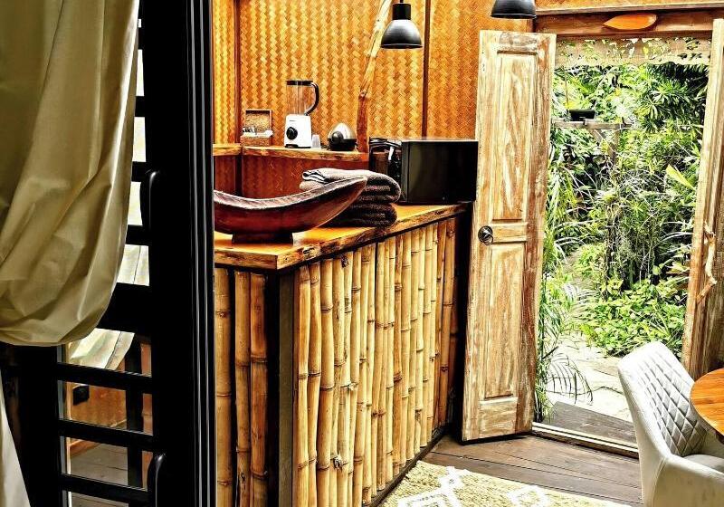 四人标准间, Vald