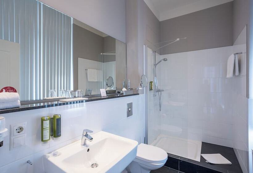 주니어 스위트, Batschari Palais Baden Baden