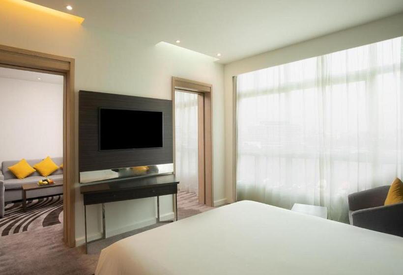 Superior suite with river view, Novotel Cairo El Borg