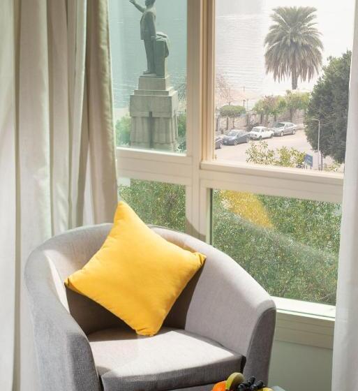 Junior suite with river view, Novotel Cairo El Borg