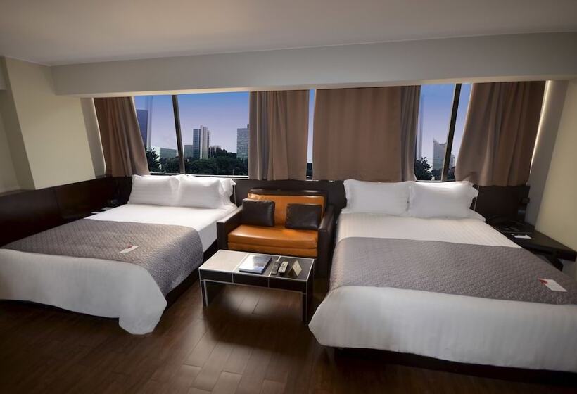 Люкс, Qp Hotels Lima