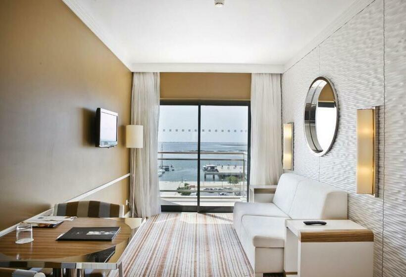 オーシャンビュースイート, Real Marina Hotel & Spa