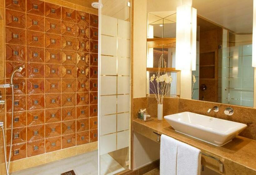 Люкс Вид на Море, Real Marina Hotel & Spa