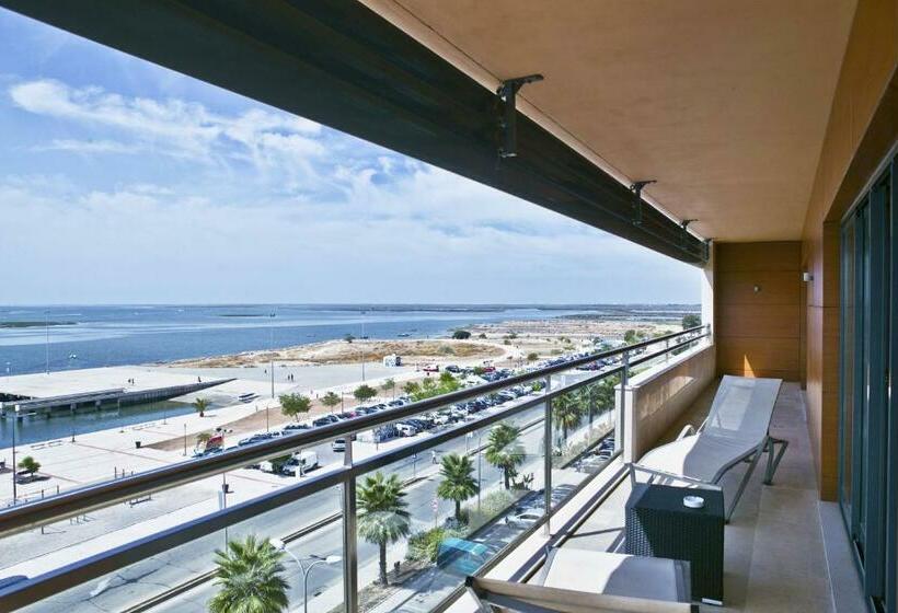 オーシャンビュースイート, Real Marina Hotel & Spa