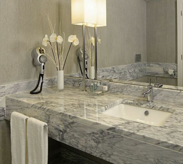 オーシャンビュージュニアスイート, Real Marina Hotel & Spa