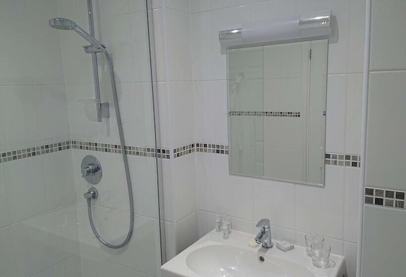 スタンダードルーム, The Monterey Hotel   Sure Hotel Collection By Best Western