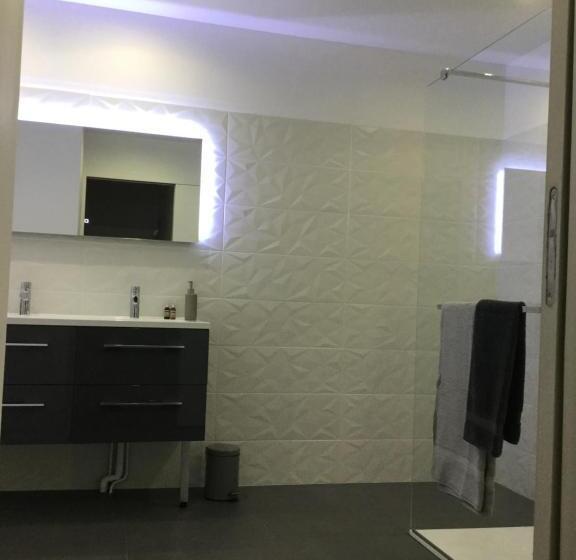 جناح سوبيريور, Le Clos D  Aÿ