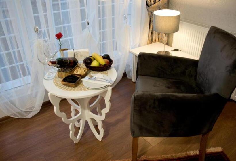 اتاق لوکس سه تخته, Genius Hotel Istanbul