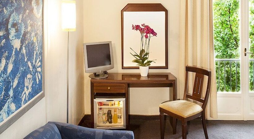 Номер Комфорт, Arni Hotel Domotel