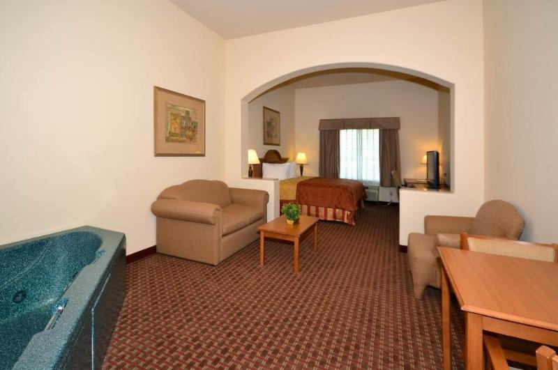 سوئیت با تخت بزرگ, Best Western Casa Villa Suites