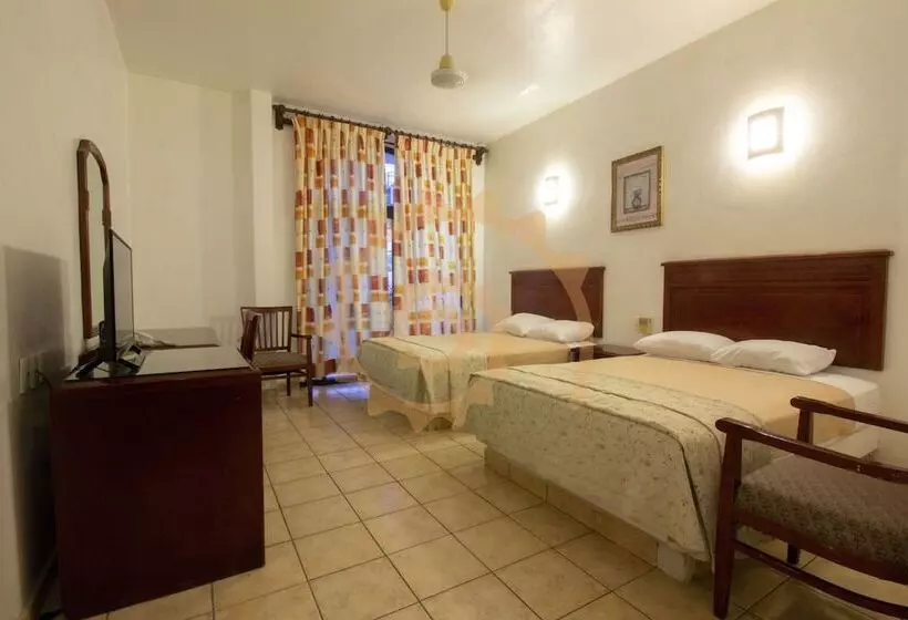 اتاق استاندارد با 2 تخت دوبل, Caracol Plaza