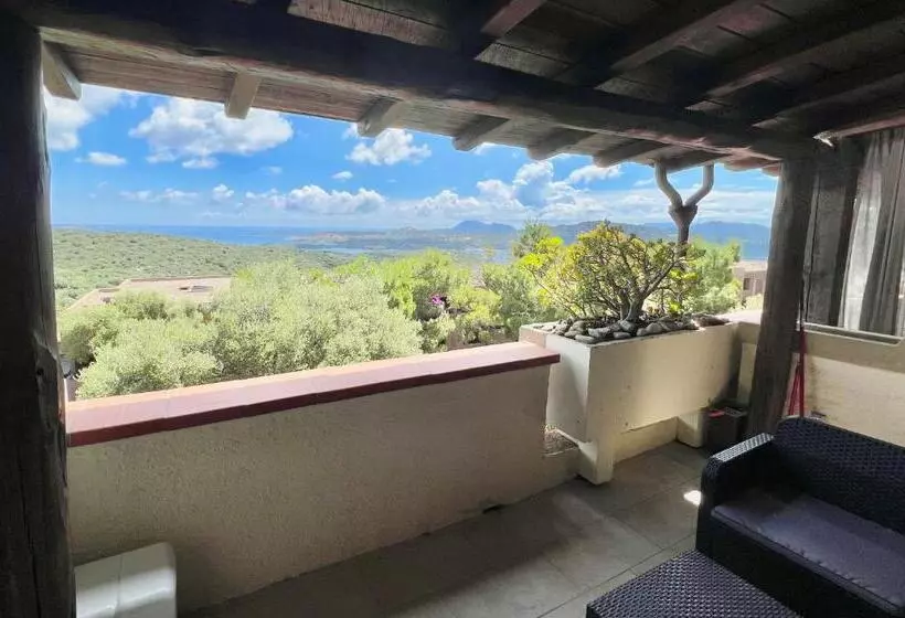 海の見える1ベッドルームアパートメント, Superior Apartments In Residence In Cugnana Verde