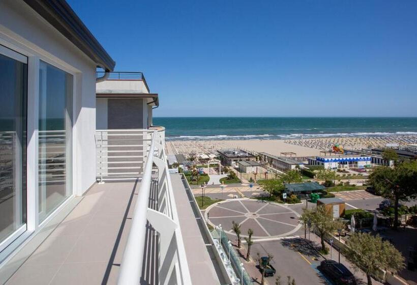 주니어 스위트, Marittimo Milano Marittima