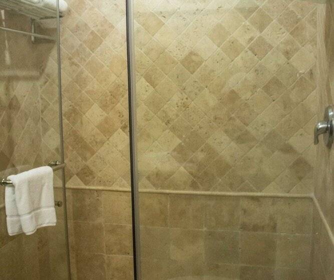 스탠다드 룸 더블 침대 2개, Radisson Colon 2,000 Hotel & Casino