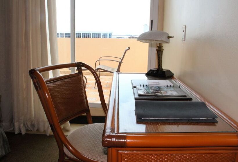 프리미엄 룸, Radisson Colon 2,000 Hotel & Casino