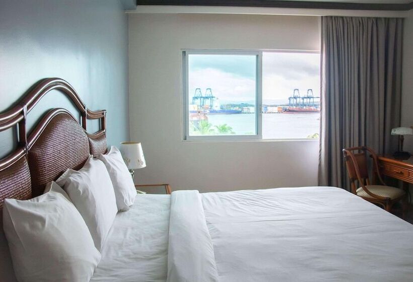 스탠다드 룸 더블 침대 2개, Radisson Colon 2,000 Hotel & Casino