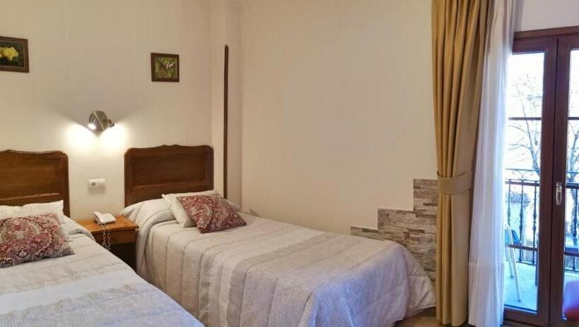 غرفة قياسية, Rural Peña Castil