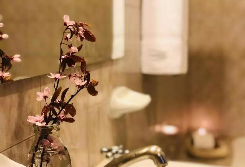 اتاق استاندارد سه نفره, Kalken Hotel By Mh