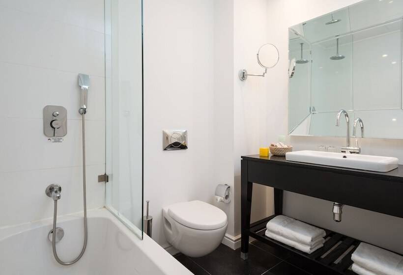 Quarto Deluxe, Leonardo Boutique Hotel Tel Aviv