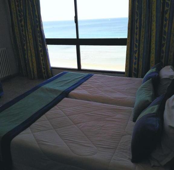 اتاق استاندارد یک نفره, Residence Boujaafar