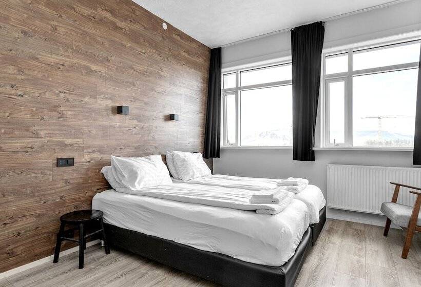 استودیوی استاندارد, Stay Apartments Bolholt