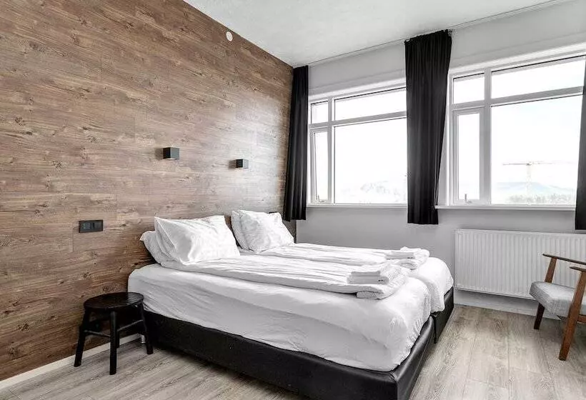 استودیوی استاندارد, Stay Apartments Bolholt