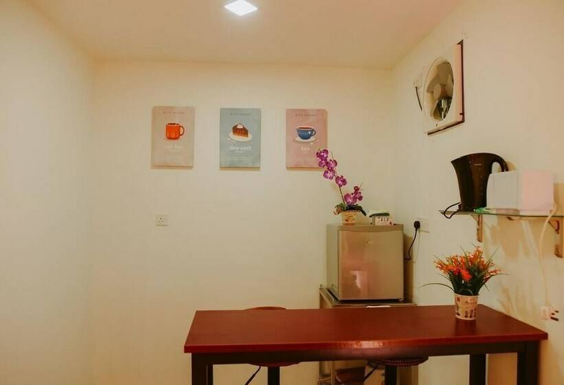 수피리어 코티지, Lumut Cube Homestay Kontena