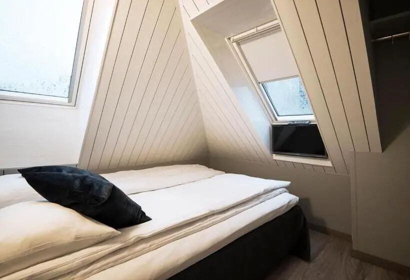 バルコニー付き１ベッドルームアパートメント, Home Again Apartments Nygata 1