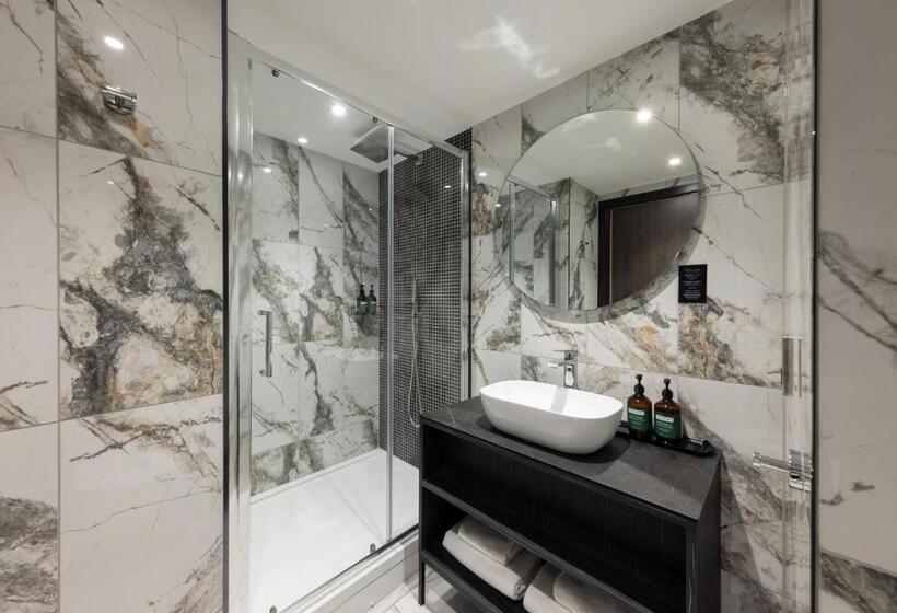 高级大房间, River Ness Hotel, A Member Of Radisson Individuals