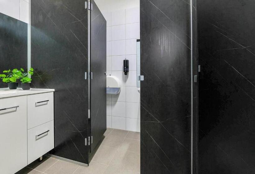 استودیو استاندارد با تراس, Capitanos