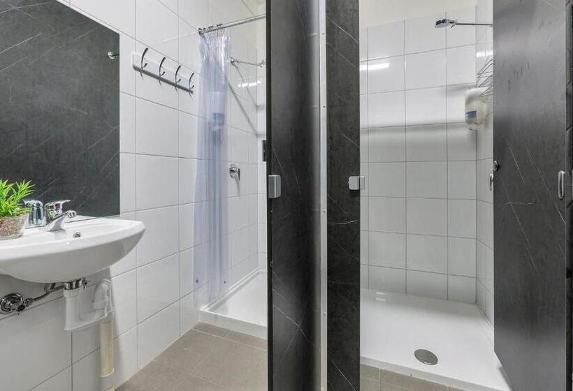 استودیو استاندارد با تراس, Capitanos