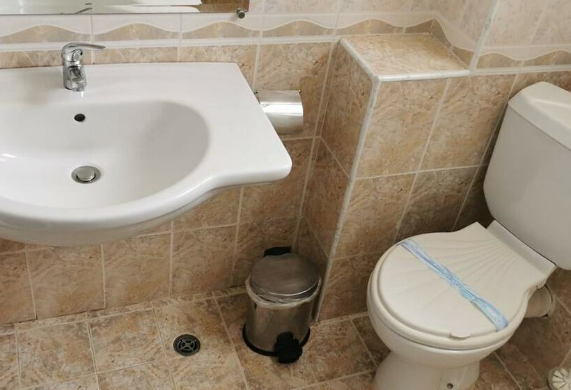 غرفة كلاسيكية رباعية, Atm Modeva Chernomorets