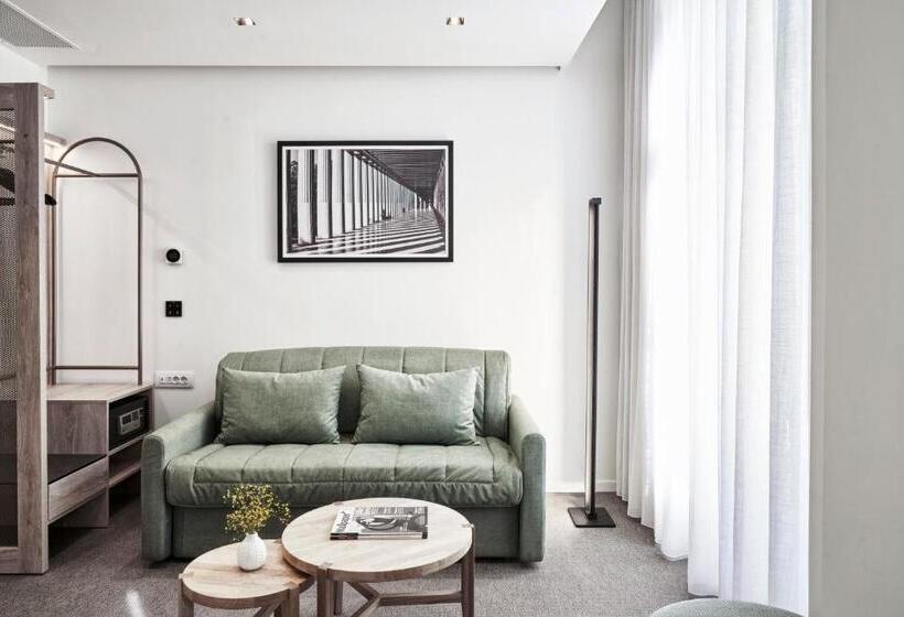 Superior suite with balcony, Nlh Monastiraki   Neighborhood Lifestyle Hotels