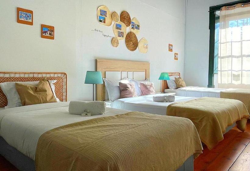 اتاق استاندارد چهارنفره با سرویس بهداشتی مشترک, Algarve Hostel