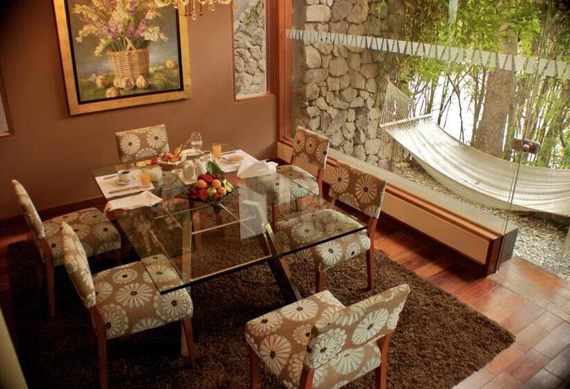 סוויטה עם נוף לנהר, Aranwa Sacred Valley Hotel & Wellness