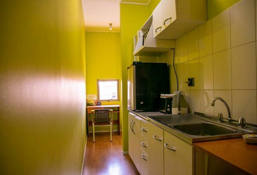 スタンダードルーム, Ayelen Apart