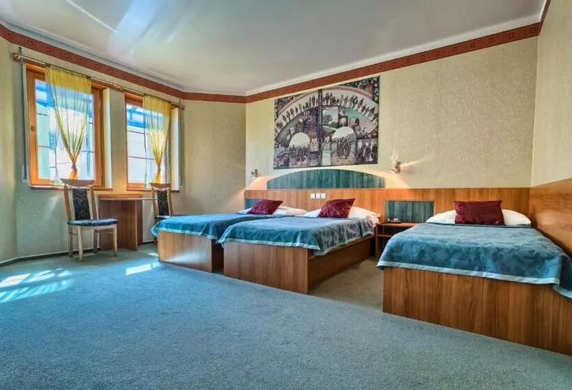 اتاق استاندارد سه نفره, Wellness Hotel Babylon