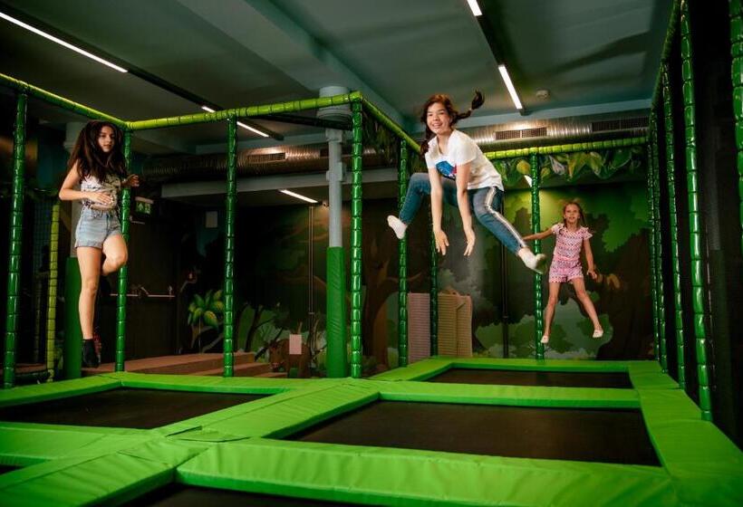 غرفة قياسية ثلاثية, Wellness Hotel Babylon