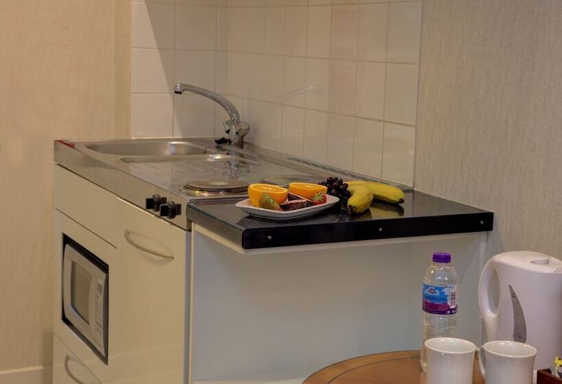 استوديو إدارى, Best Western Homestead Court