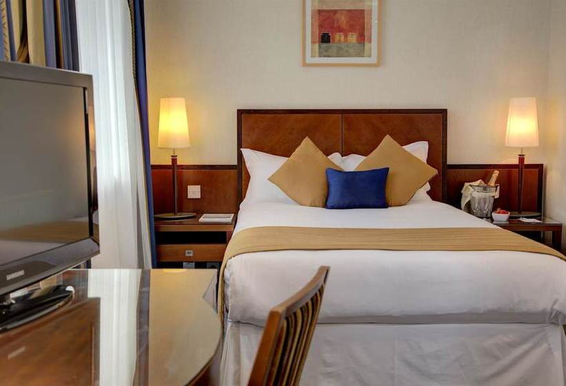 סטודיו אקזקיוטיב, Best Western Homestead Court