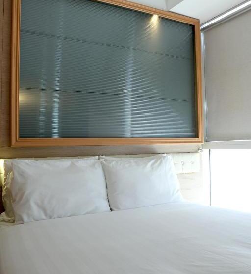 اتاق استاندارد, Bluejay Residences