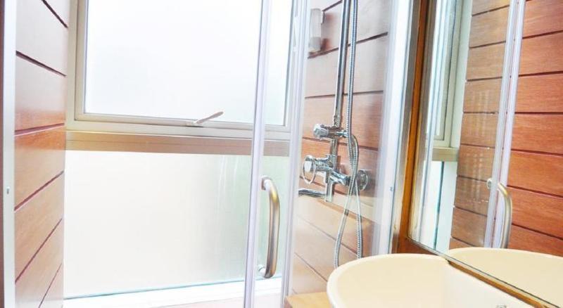 اتاق استاندارد, Bluejay Residences