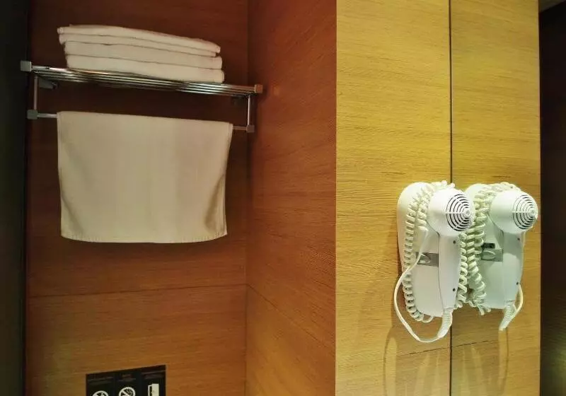 اتاق استاندارد, Bluejay Residences