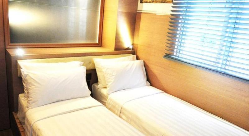 اتاق استاندارد, Bluejay Residences