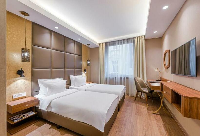 غرفة قياسية, Continental Hotel Budapest