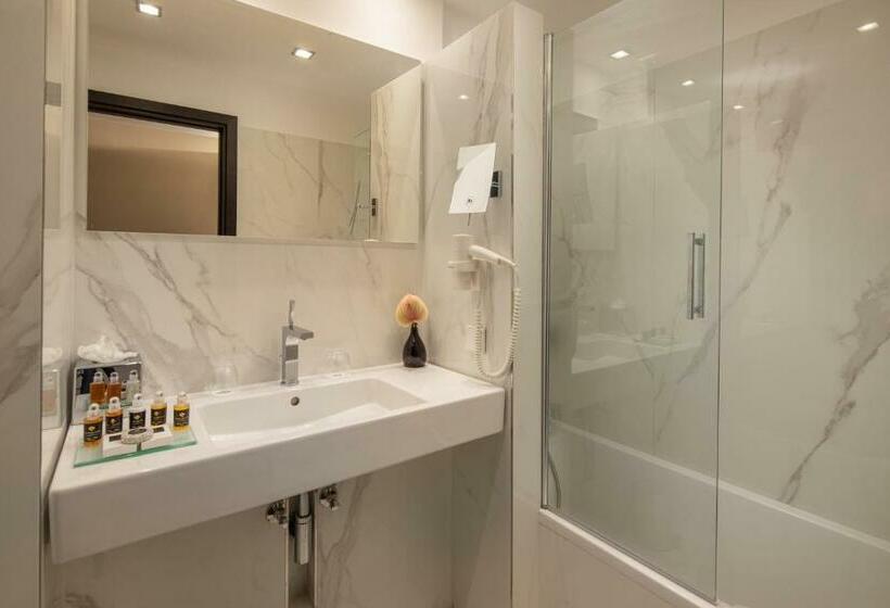 غرفة قياسية, Continental Hotel Budapest