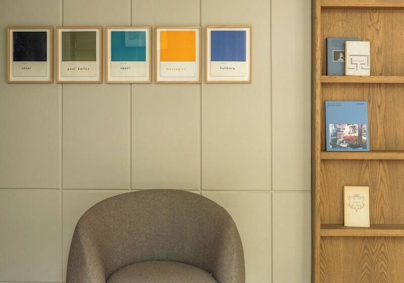 Suite, Dame Des Arts